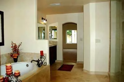 5024 E Flower St, Phoenix, AZ 85018 photo 3