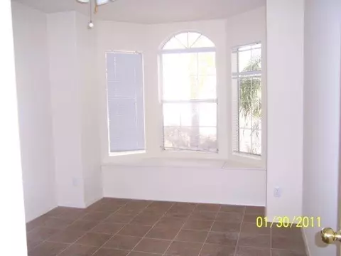 2811 E Blackhawk Dr, Phoenix, AZ 85050 photo 4