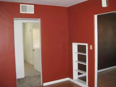 545 W Pepper Pl, Mesa, AZ 85201 photo 3