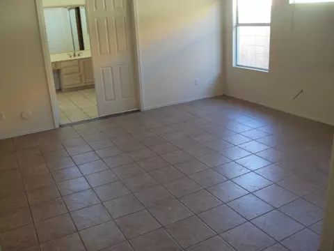 4524 E Thistle Landing Dr, Phoenix, AZ 85044 photo 4
