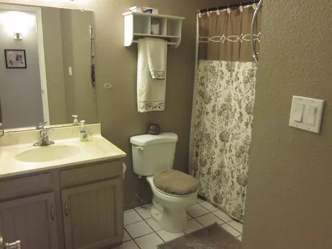 1442 E Palmdale Dr, Tempe, AZ 85282 photo 10
