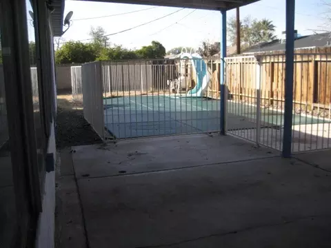 4208 W Echo Ln, Phoenix, AZ 85051 photo 18