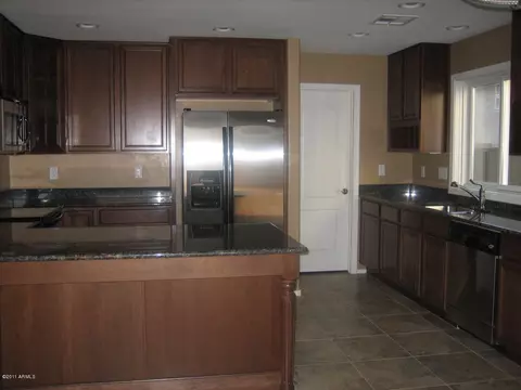 2349 E Bowker St, Phoenix, AZ 85040 photo 4