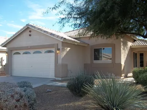 9827 E Kiva Ave, Mesa, AZ 85209 photo 2
