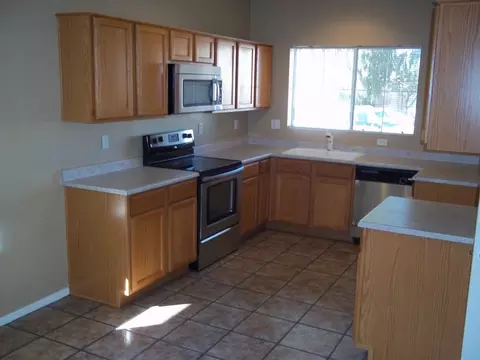 9827 E Kiva Ave, Mesa, AZ 85209 photo 8