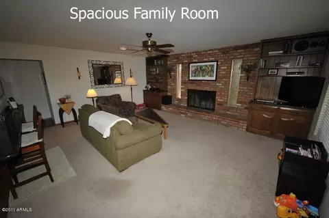 2106 E Pebble Beach Dr, Tempe, AZ 85282 photo 11