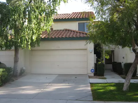 1153 W Edgewater Dr, Gilbert, AZ 85233 photo 1