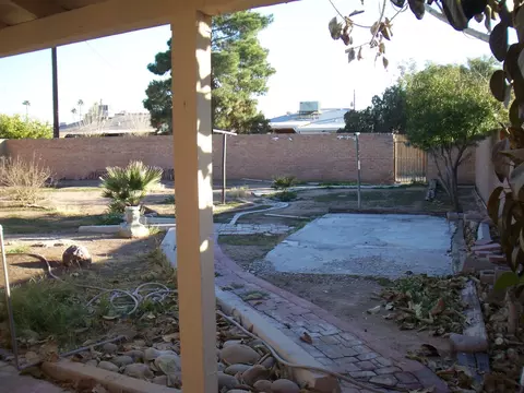 2027 E Oak St, Phoenix, AZ 85006 photo 11