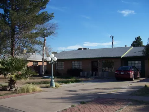 2027 E Oak St, Phoenix, AZ 85006 photo 1