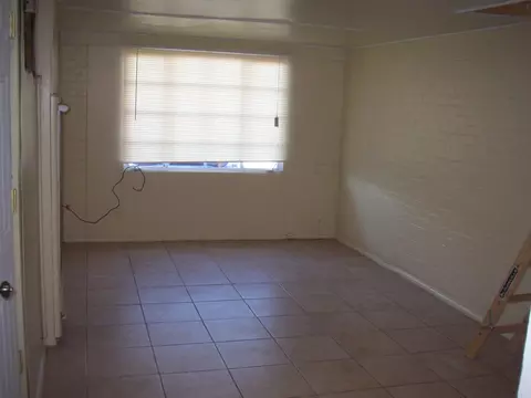 2027 E Oak St, Phoenix, AZ 85006 photo 9