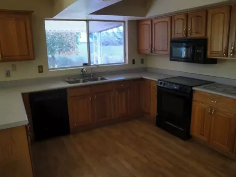 3217 E Campo Bello Dr, Phoenix, AZ 85032 photo 2