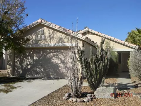 2138 E Robin Ln, Phoenix, AZ 85024 photo 1