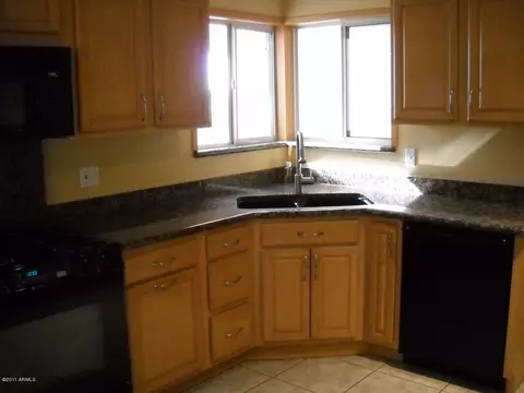 2240 E Myrtle Ave, Phoenix, AZ 85020 photo 4