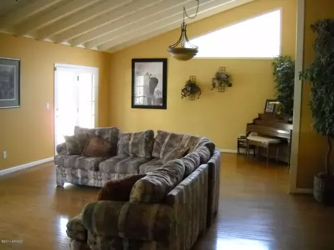2240 E Myrtle Ave, Phoenix, AZ 85020 photo 8