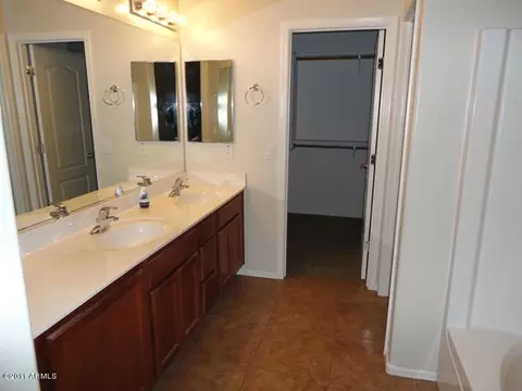 3686 E Waite Ln, Gilbert, AZ 85295 photo 8