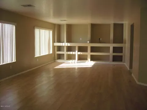 753 E Irma Ln, Phoenix, AZ 85024 photo 4