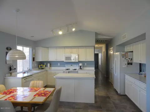 1172 E Constitution Dr, Gilbert, AZ 85296 photo 9
