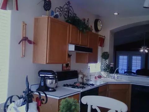 1978 S Oak St, Gilbert, AZ 85233 photo 3