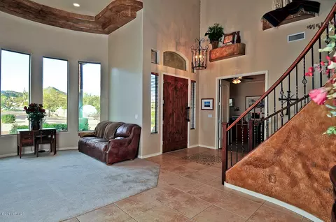 8853 E Palm Ln, Mesa, AZ 85207 photo 4