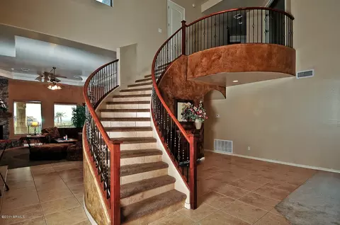 8853 E Palm Ln, Mesa, AZ 85207 photo 5