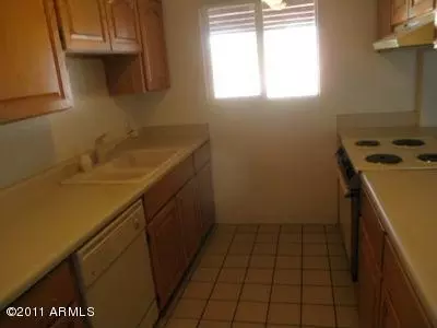 1250 E Susan Ln, Tempe, AZ 85288 photo 8