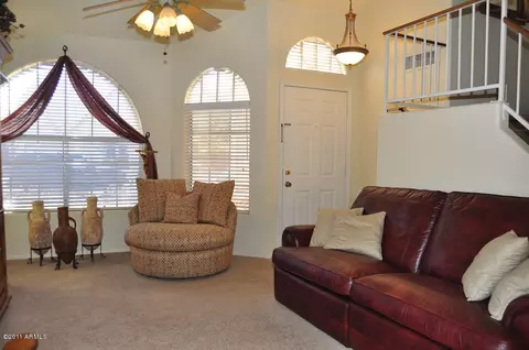 4322 E Rosemonte Dr, Phoenix, AZ 85050 photo 5