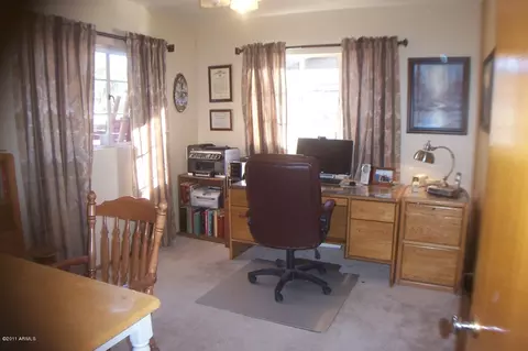 4011 N 44th Pl, Phoenix, AZ 85018 photo 9