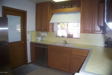 4011 N 44th Pl, Phoenix, AZ 85018 photo 4