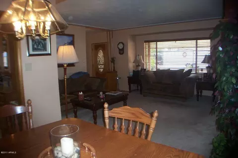 4011 N 44th Pl, Phoenix, AZ 85018 photo 2