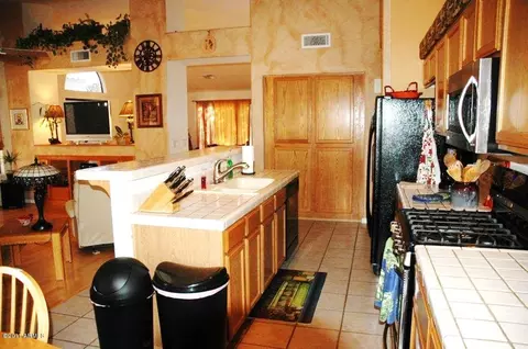 1710 E Runion Dr, Phoenix, AZ 85024 photo 8