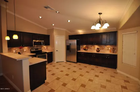 4712 S Griffith Way, Gilbert, AZ 85297 photo 7