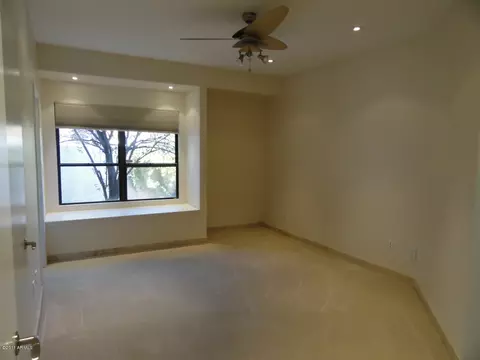 2358 E Brown St, Phoenix, AZ 85028 photo 10