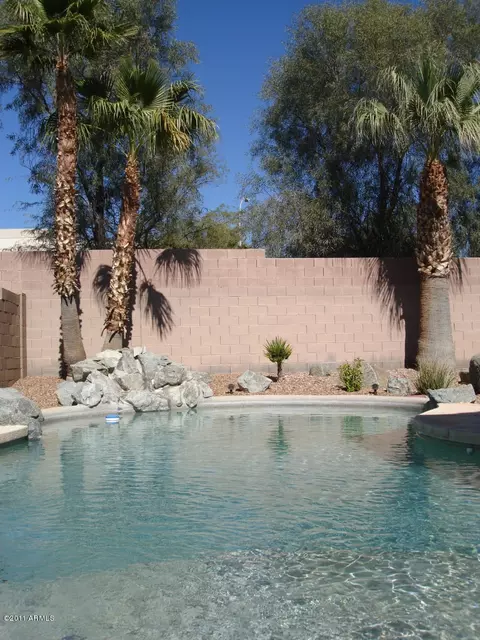 4414 E Desert Willow Rd, Phoenix, AZ 85044 photo 3