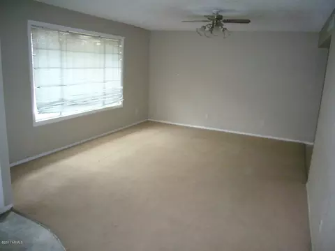 222 E Vaughn Dr, Tempe, AZ 85283 photo 2
