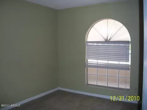 323 E Moore Ave, Gilbert, AZ 85234 photo 4
