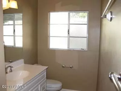 3846 E Glenrosa Ave, Phoenix, AZ 85018 photo 12