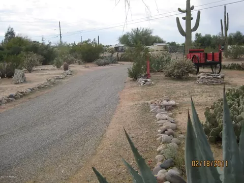 2335 N Valley Dr, Apache Junction, AZ 85120 photo 4