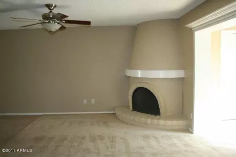 937 E Cochise Dr, Phoenix, AZ 85020 photo 3