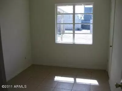4613 E Almeria Rd, Phoenix, AZ 85008 photo 9