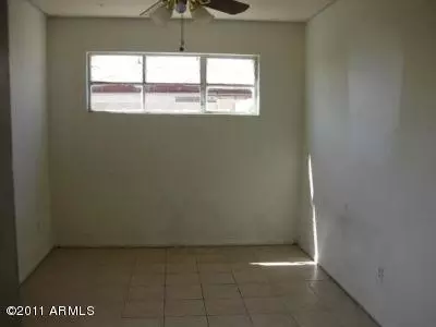 4613 E Almeria Rd, Phoenix, AZ 85008 photo 11