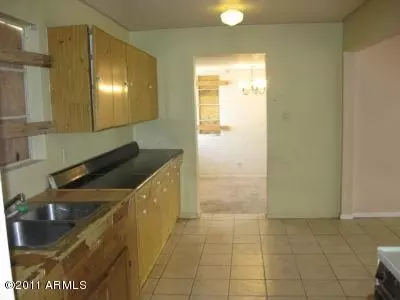 4613 E Almeria Rd, Phoenix, AZ 85008 photo 5