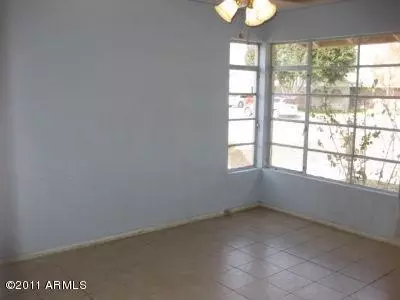4613 E Almeria Rd, Phoenix, AZ 85008 photo 13