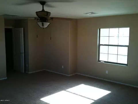 3832 E Parkview Dr, Gilbert, AZ 85295 photo 5