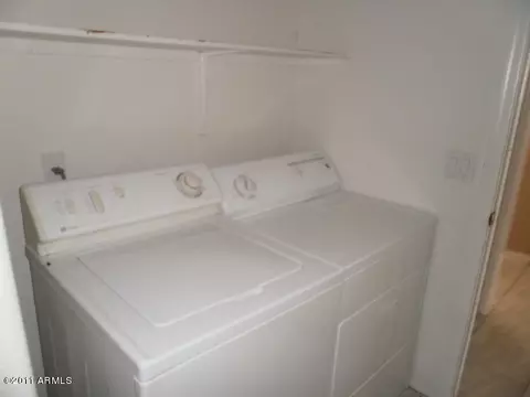 823 W Cooley Dr, Gilbert, AZ 85233 photo 9