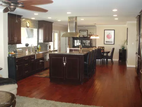 4940 E Weldon Ave, Phoenix, AZ 85018 photo 4
