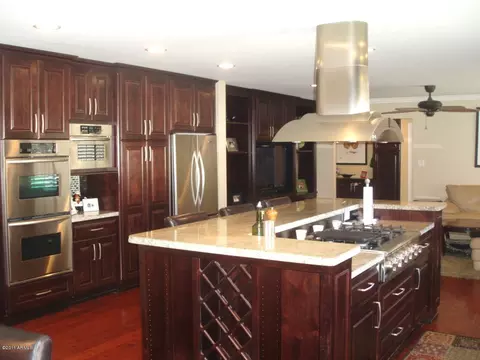 4940 E Weldon Ave, Phoenix, AZ 85018 photo 3