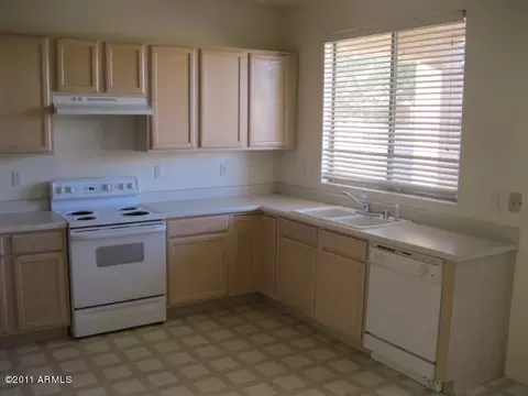 1138 E Ranch Ct, Gilbert, AZ 85296 photo 8
