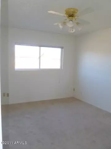 3201 E Andorra Dr, Phoenix, AZ 85032 photo 7