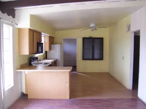 2538 E Grandview Rd, Phoenix, AZ 85032 photo 2