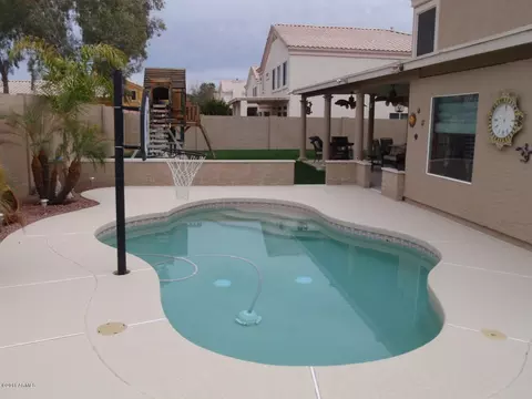 2858 E Fox St, Mesa, AZ 85213 photo 2